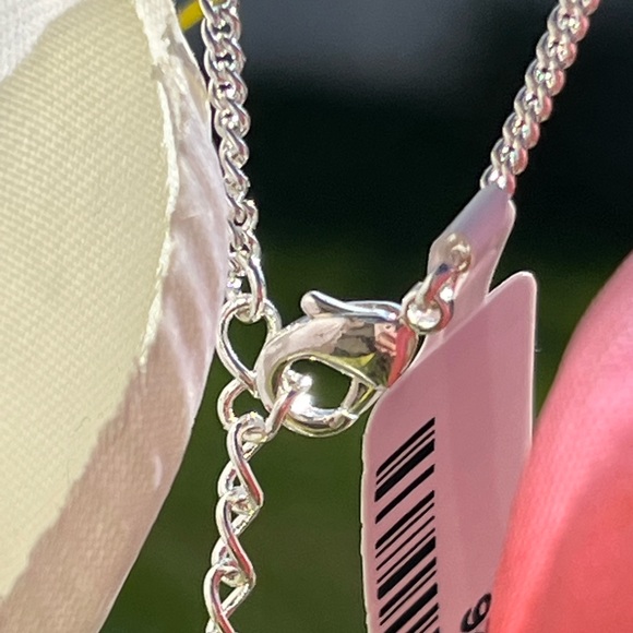 Genuine Spinel Green Gemstone Flower Silver Necklace - Picture 4 of 4